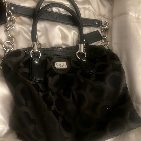 Coach bag with silver hardware 8” x 10” - Picture 1 of 1